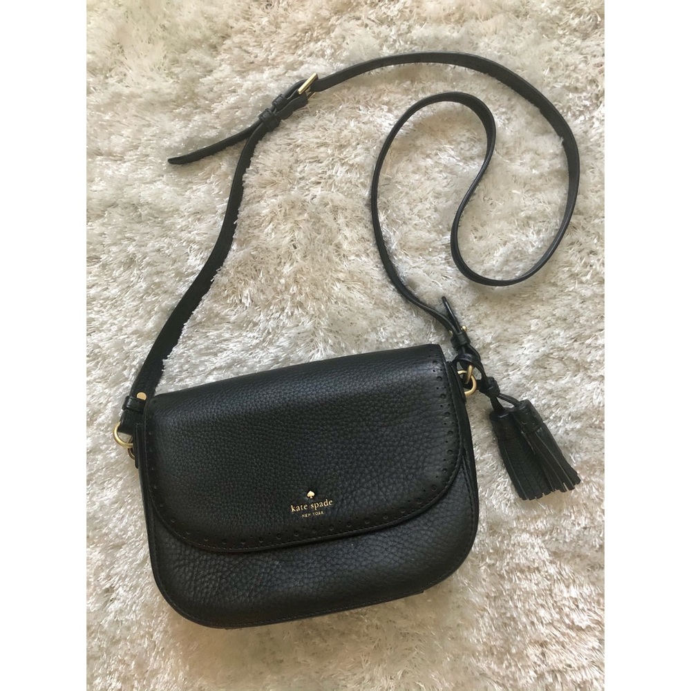 🔸 Kate Spade Crossbody Bag